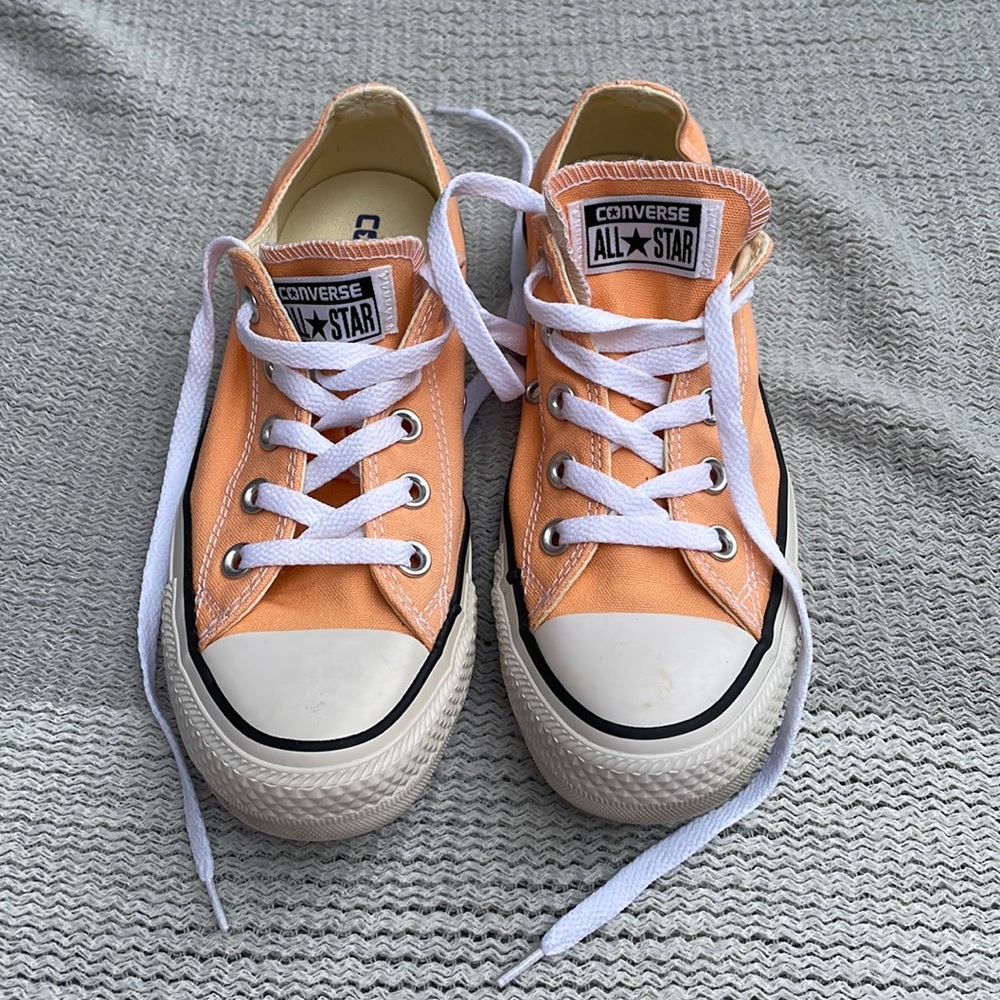 Converse - US womens 6
